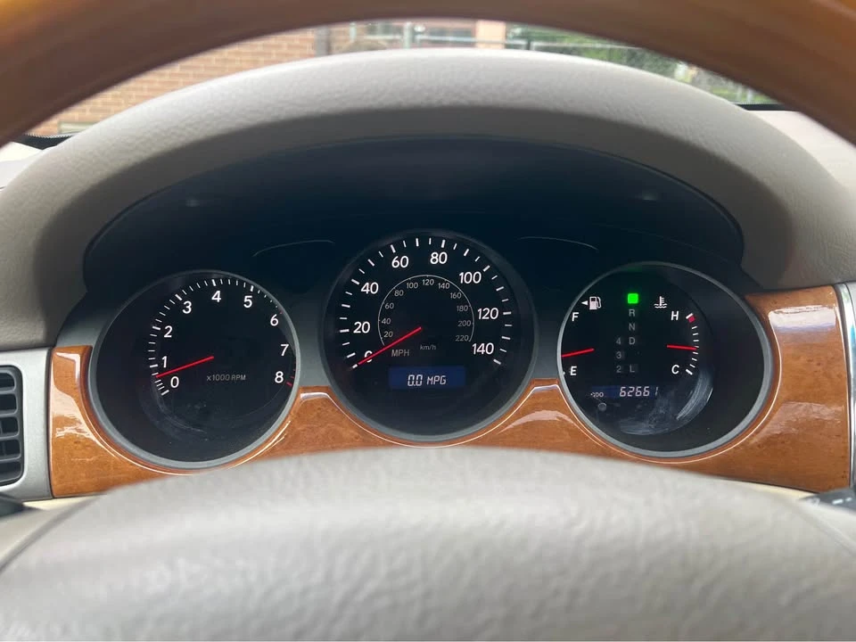 2005 Lexus ES 4th Gen - Image 15 of 17
