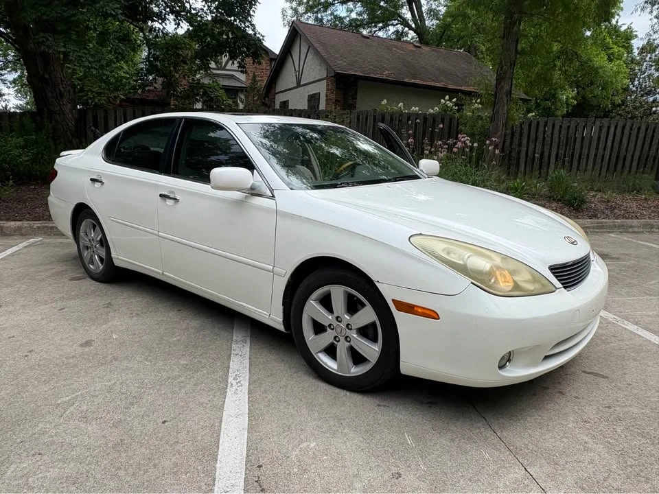 2005 Lexus ES 4th Gen - Image 9 of 13