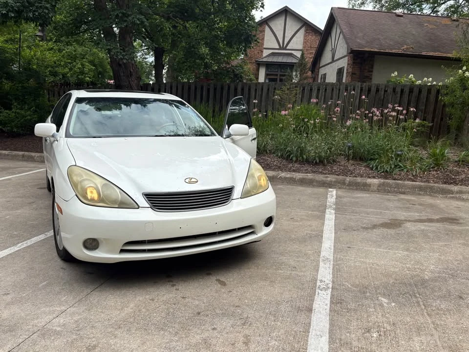 2005 Lexus ES 4th Gen - Image 8 of 13