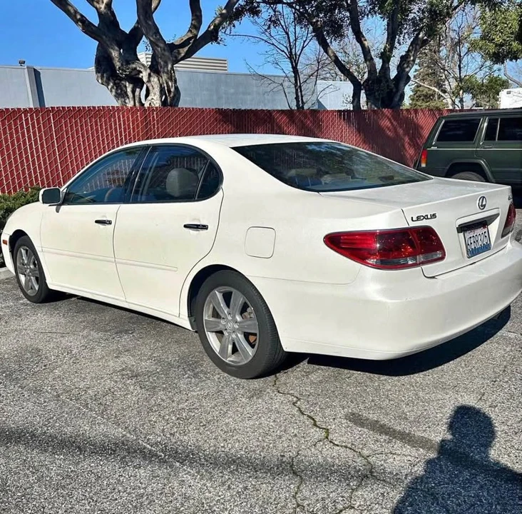 2005 Lexus ES 4th Gen - Image 3 of 9
