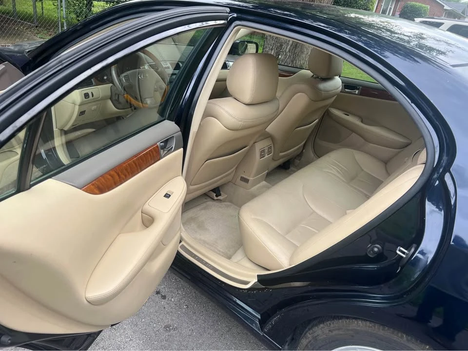 2005 Lexus ES 4th Gen - Image 11 of 17