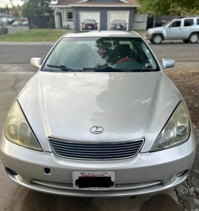 2005 Lexus ES 4th Gen - Image 4 of 4