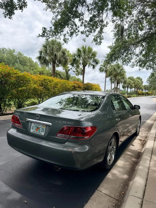 2005 Lexus ES 4th Gen - Image 6 of 15