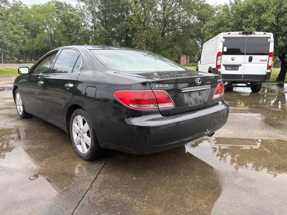 2005 Lexus ES 4th Gen - Image 3 of 4