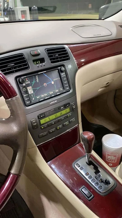 2005 Lexus ES 4th Gen - Image 7 of 10