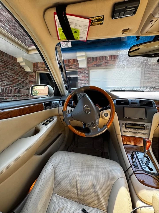 2005 Lexus ES 4th Gen - Image 12 of 20