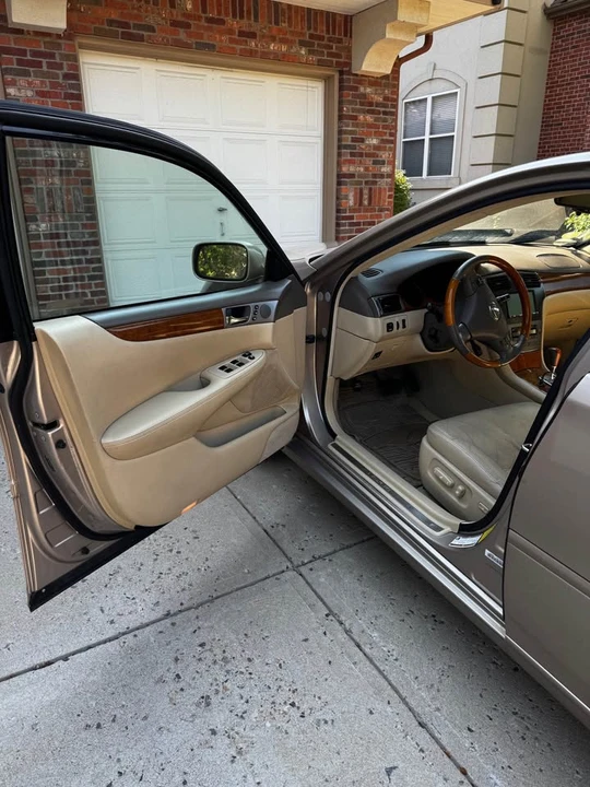 2005 Lexus ES 4th Gen - Image 20 of 20