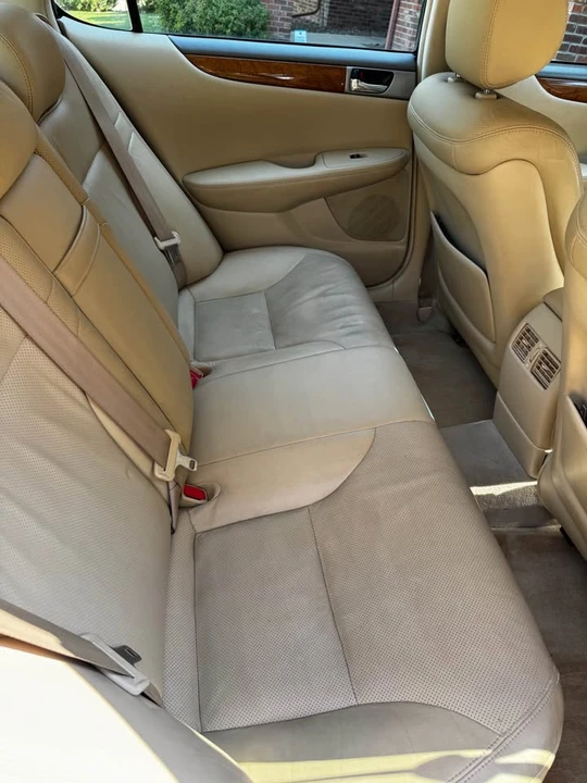 2005 Lexus ES 4th Gen - Image 10 of 20