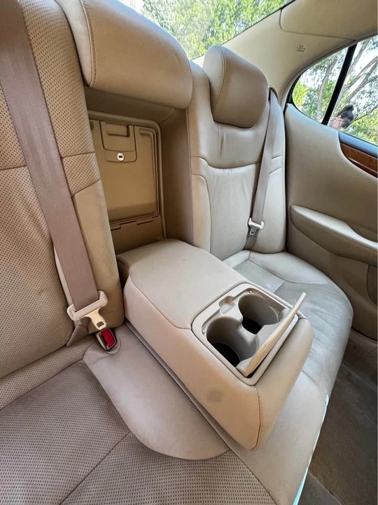 2005 Lexus ES 4th Gen - Image 9 of 20