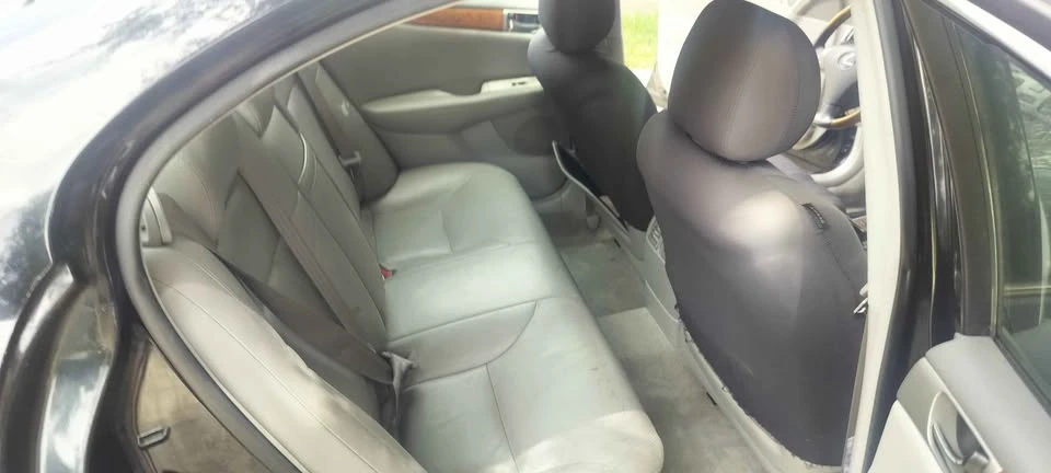 2005 Lexus ES 4th Gen - Image 15 of 18