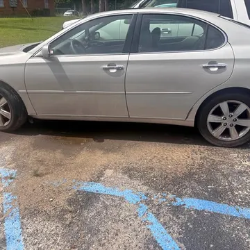 2005 Lexus ES 330 Sedan 4D