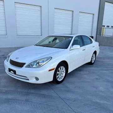 2005 Lexus ES 330 Sedan