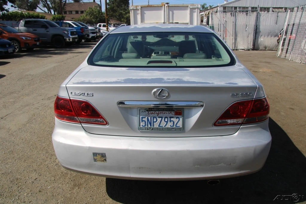 2005 Lexus ES 3rd Gen - Image 6 of 21