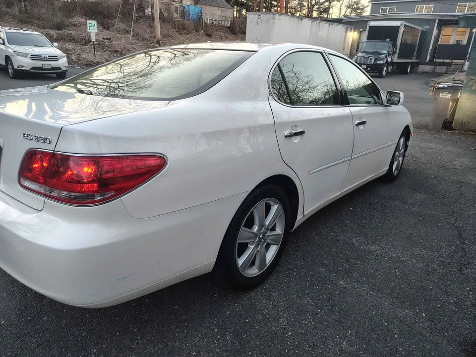 2005 Lexus ES 4th Gen - Image 4 of 9