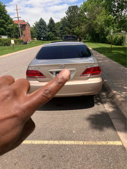 2005 Lexus ES 4th Gen - Image 3 of 12