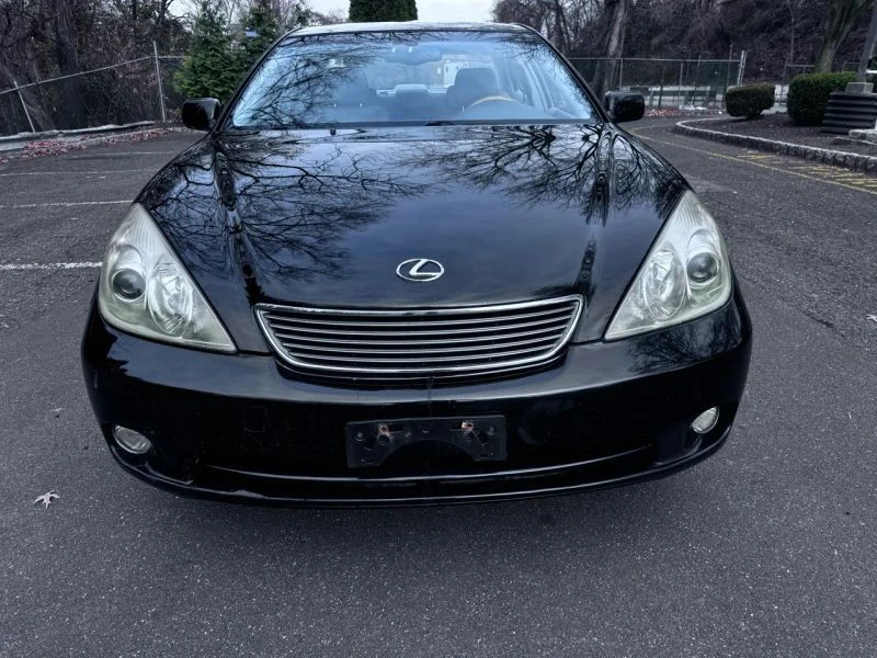 2005 Lexus ES 4th Gen - Image 2 of 12