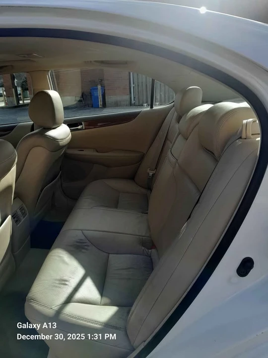 2005 Lexus ES 3rd Gen - Image 8 of 18