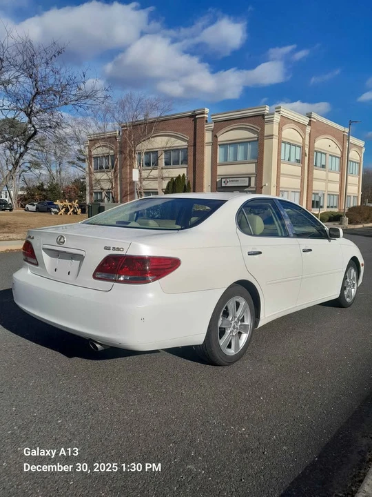 2005 Lexus ES 3rd Gen - Image 4 of 18