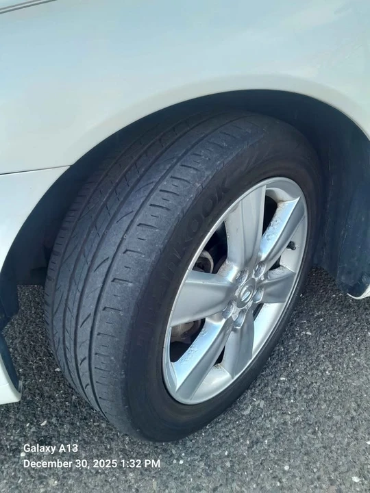 2005 Lexus ES 3rd Gen - Image 17 of 18