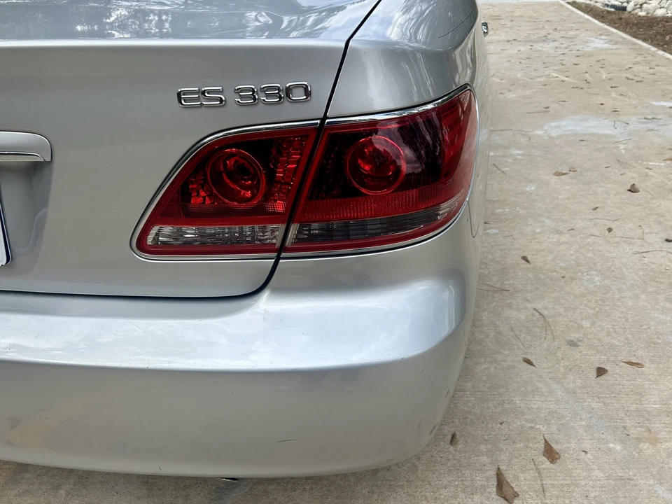 2005 Lexus ES 4th Gen - Image 29 of 31