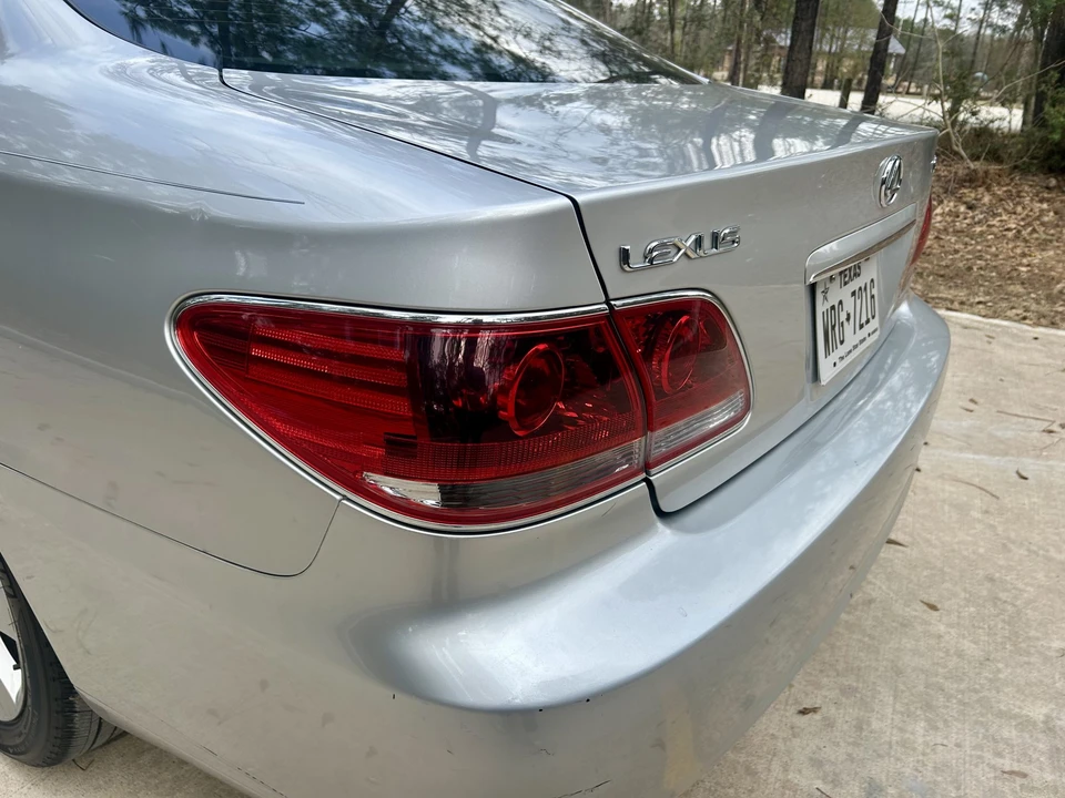 2005 Lexus ES 4th Gen - Image 25 of 31