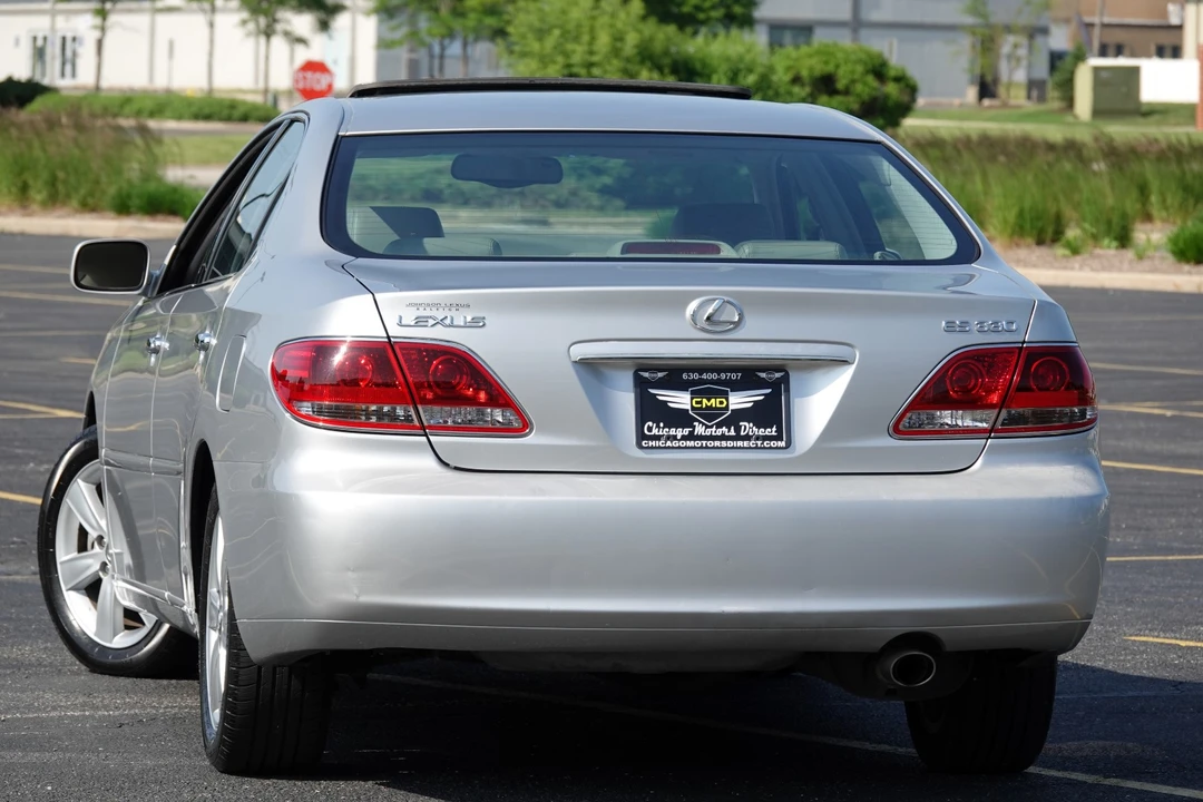 2005 Lexus ES 4th Gen - Image 16 of 31