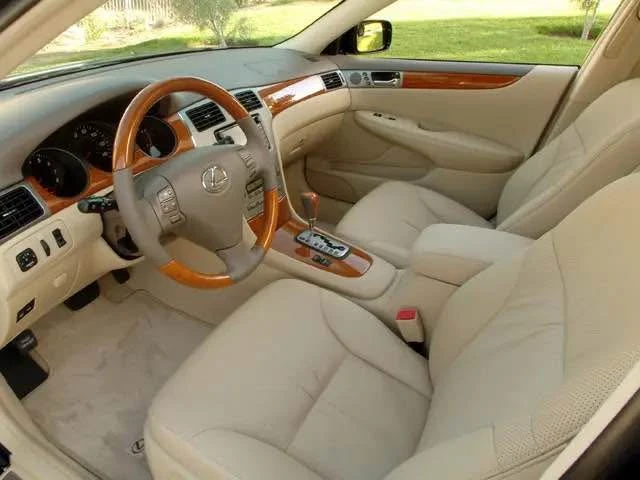 2005 Lexus ES 3rd Gen - Image 2 of 2