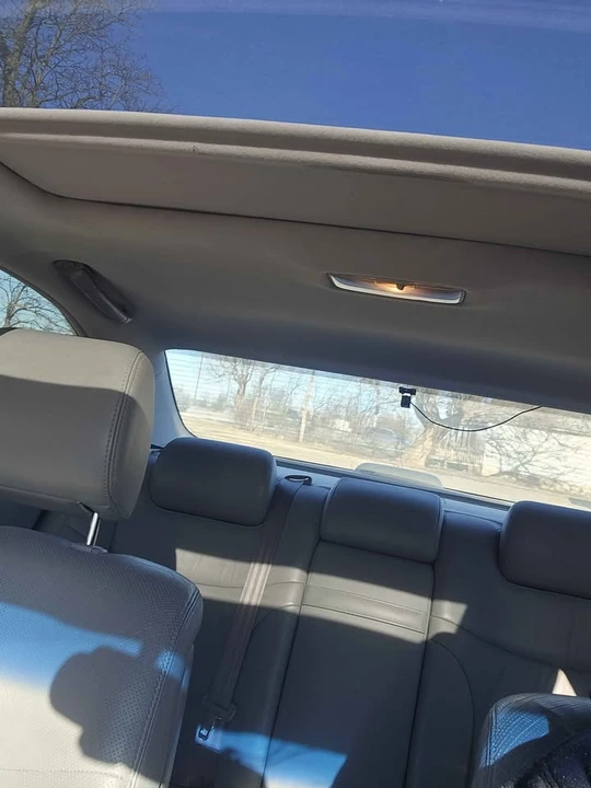 2005 Lexus ES 4th Gen - Image 2 of 15