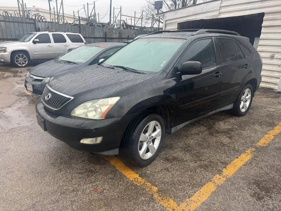 2005 Lexus RX 2nd Gen - Image 2 of 7
