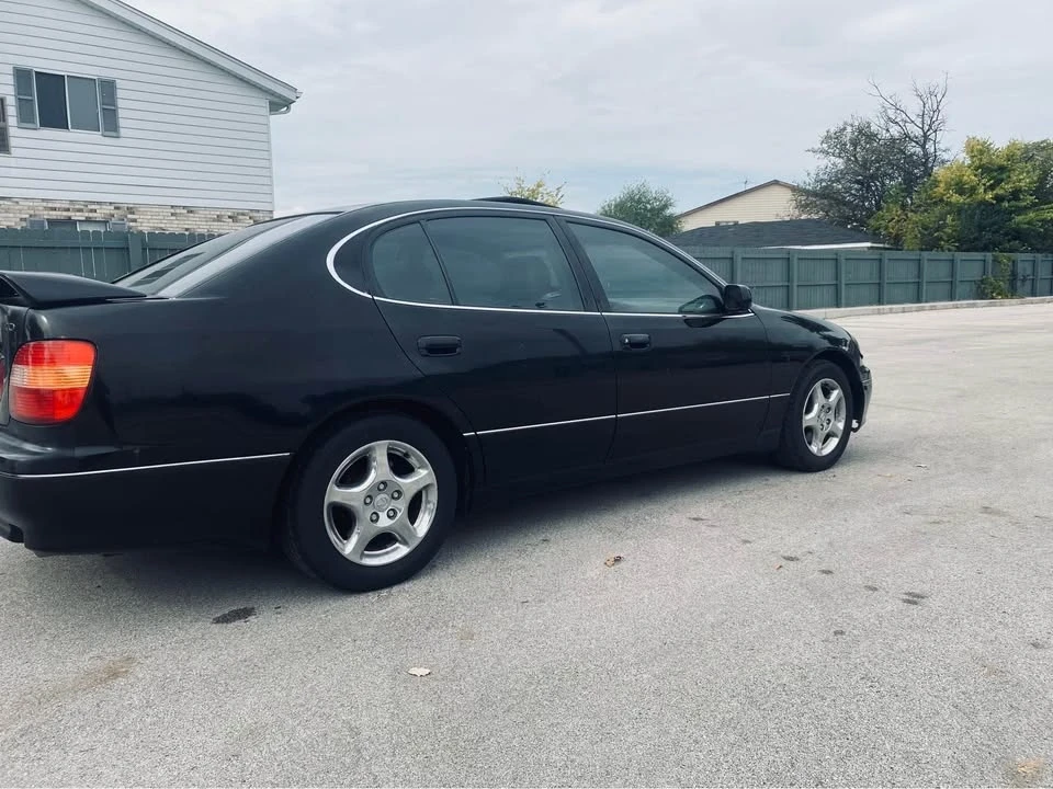 2005 Lexus GS 2nd Gen - Image 4 of 10