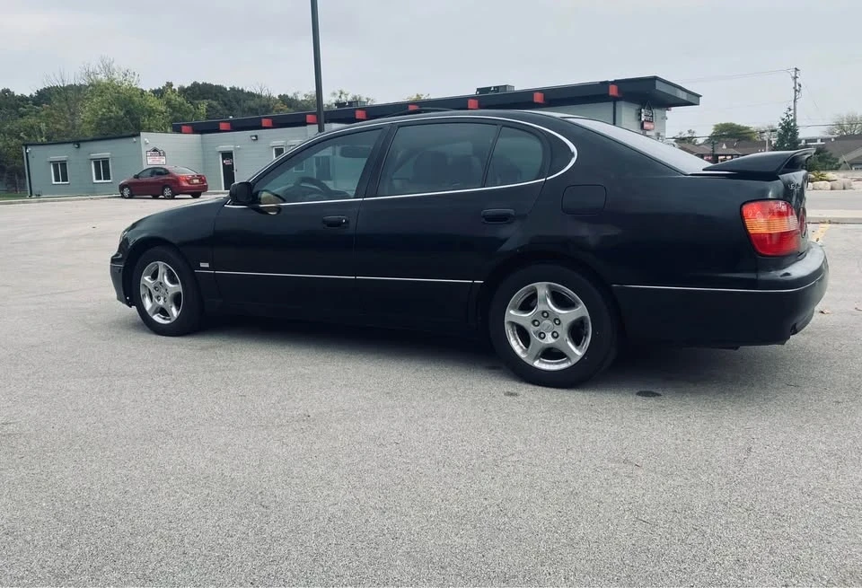 2005 Lexus GS 2nd Gen - Image 6 of 10