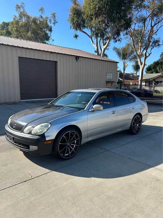 2005 Lexus GS 3rd Gen - Image 2 of 10