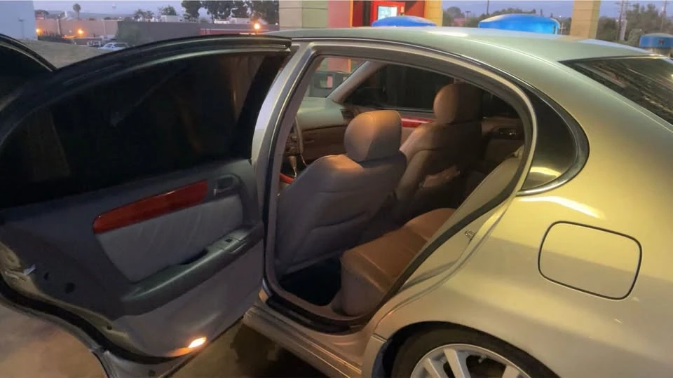 2005 Lexus GS 3rd Gen - Image 8 of 16