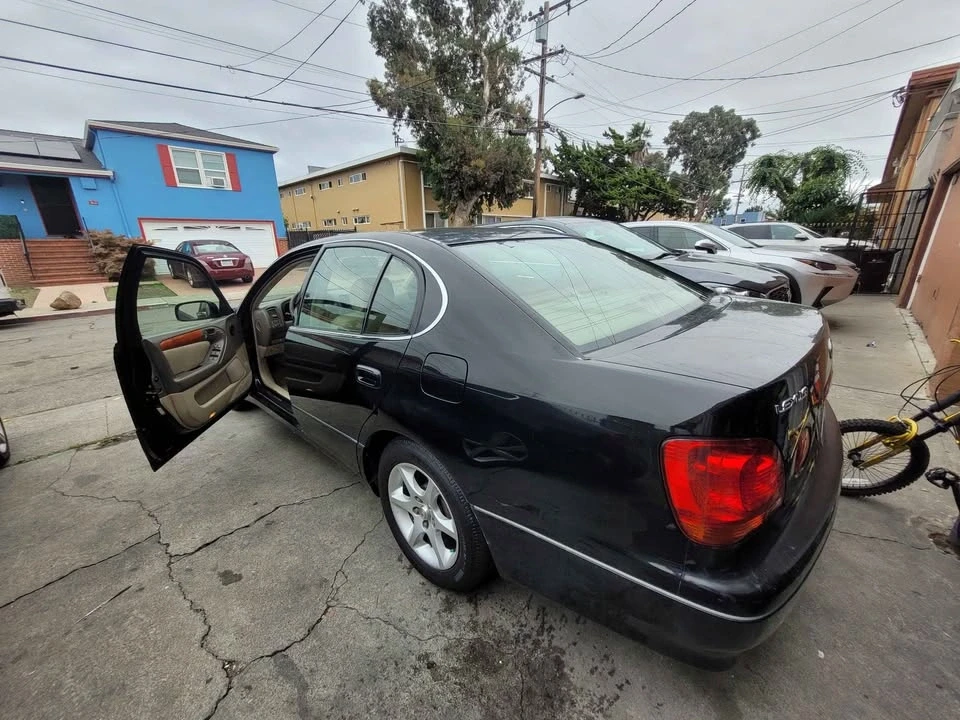 2005 Lexus GS 2nd Gen - Image 2 of 18