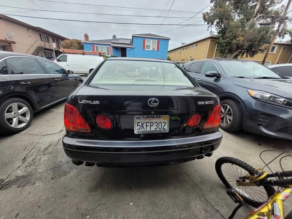 2005 Lexus GS 2nd Gen - Image 3 of 18
