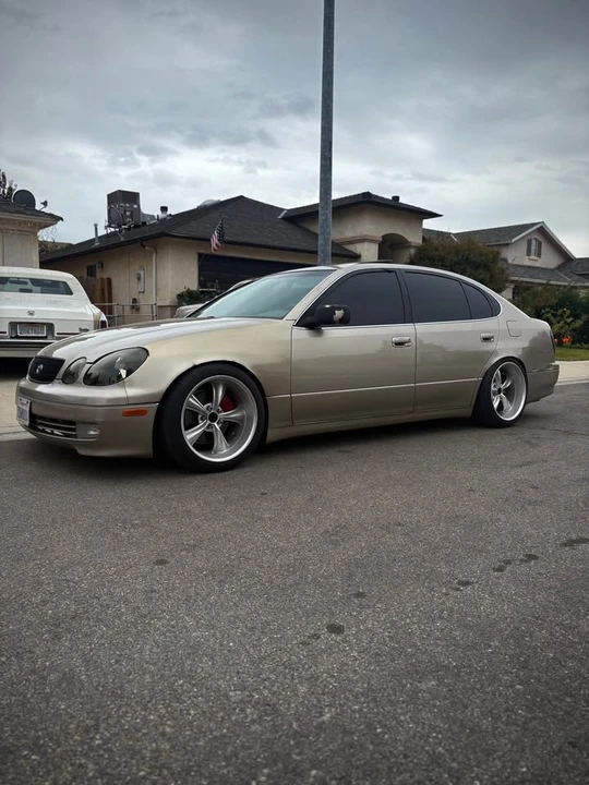2005 Lexus GS 2nd Gen - Image 2 of 7