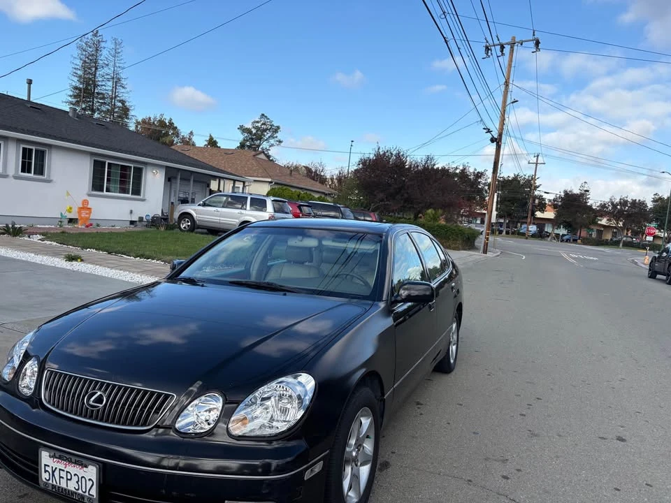 2005 Lexus GS 2nd Gen - Image 4 of 9
