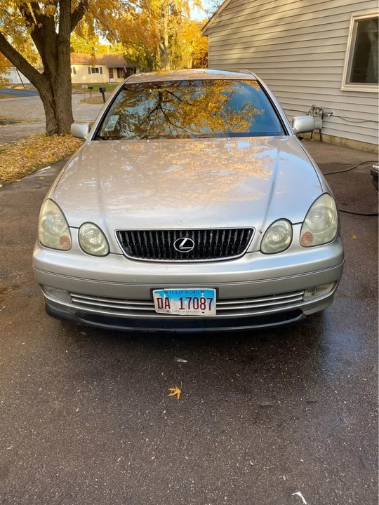 2005 Lexus GS 2nd Gen - Image 2 of 10