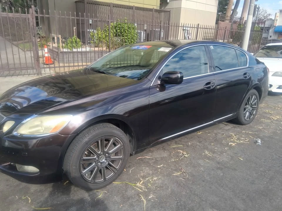 2005 Lexus GS 2nd Gen - Image 5 of 9