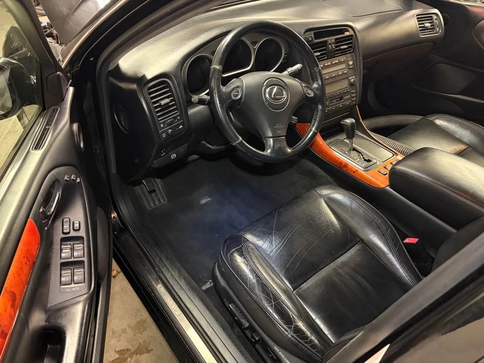 2005 Lexus GS 2nd Gen - Image 7 of 14