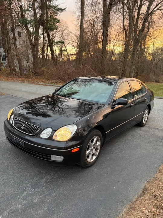 2005 Lexus GS 2nd Gen - Image 2 of 14