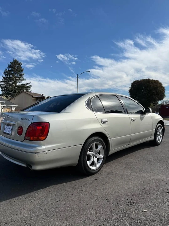 2005 Lexus GS 2nd Gen - Image 3 of 18