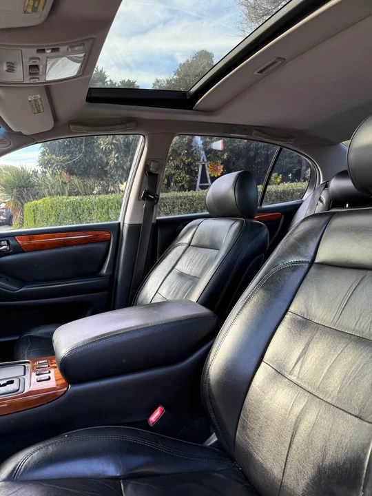 2005 Lexus GS 2nd Gen - Image 14 of 18