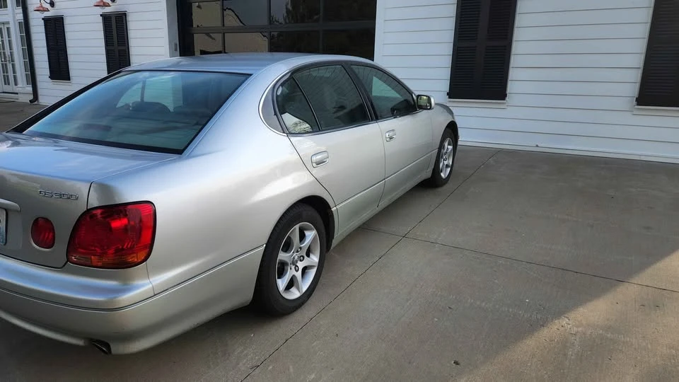 2005 Lexus GS 2nd Gen - Image 4 of 20