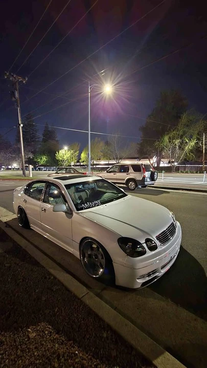 2005 Lexus GS 2nd Gen - Image 2 of 5