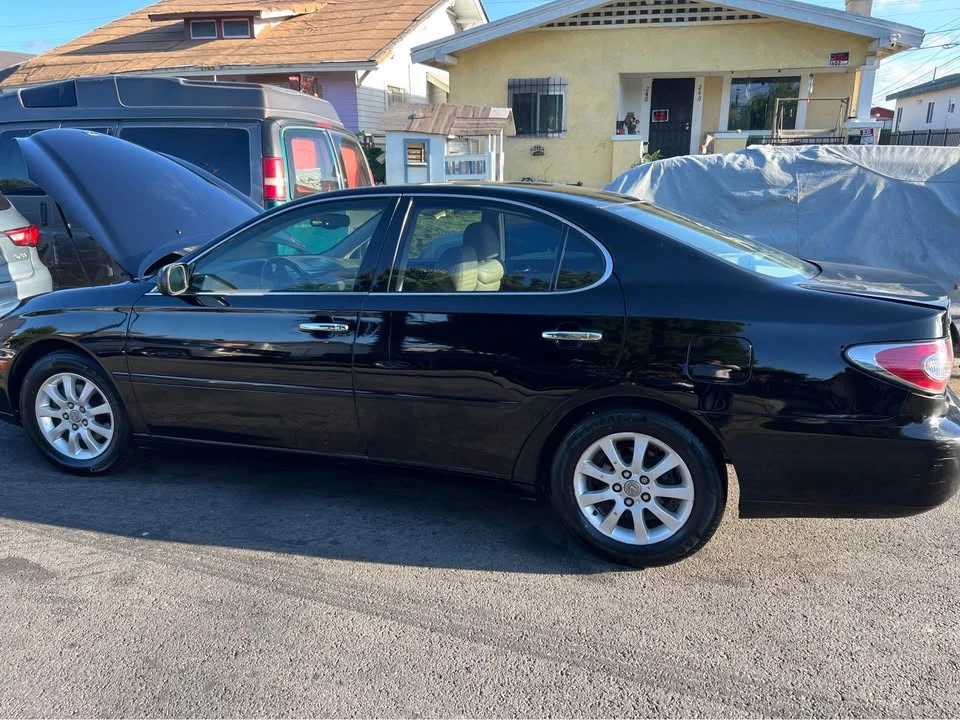 2005 Lexus GS 2nd Gen - Image 2 of 3