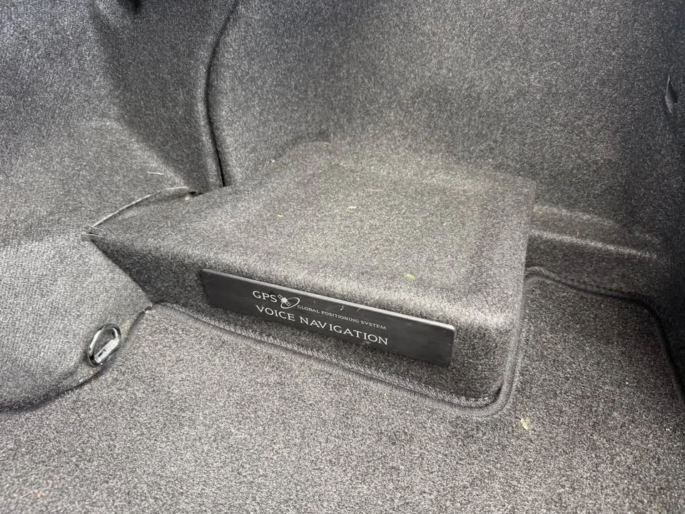 2005 Lexus GS 2nd Gen - Image 11 of 16