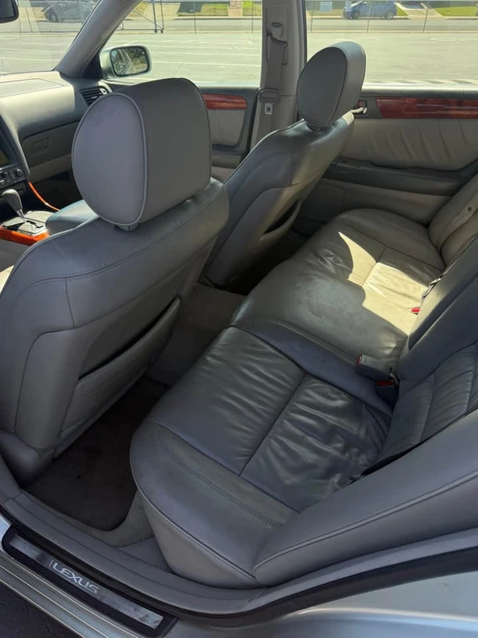 2005 Lexus GS 2nd Gen - Image 6 of 20