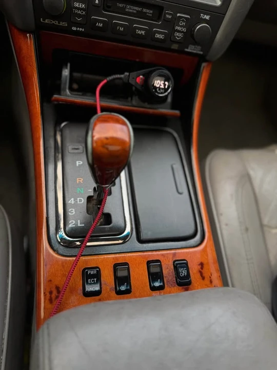 2005 Lexus GS 3rd Gen - Image 14 of 17