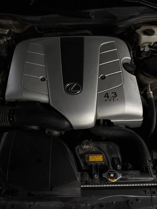 2005 Lexus GS 3rd Gen - Image 8 of 17